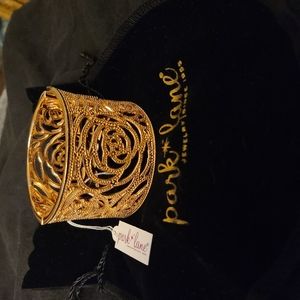 Bracelet in Rose Gold by Park Lane